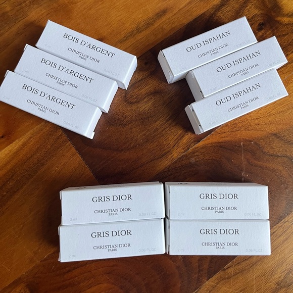 Dior Cream Bucket Bag, NEW - Picture 5 of 10